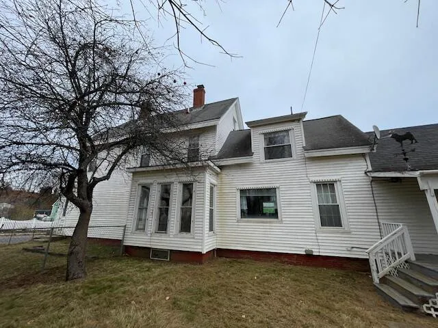 $229,900 | 52 Washington Street, Eastport, ME 04631