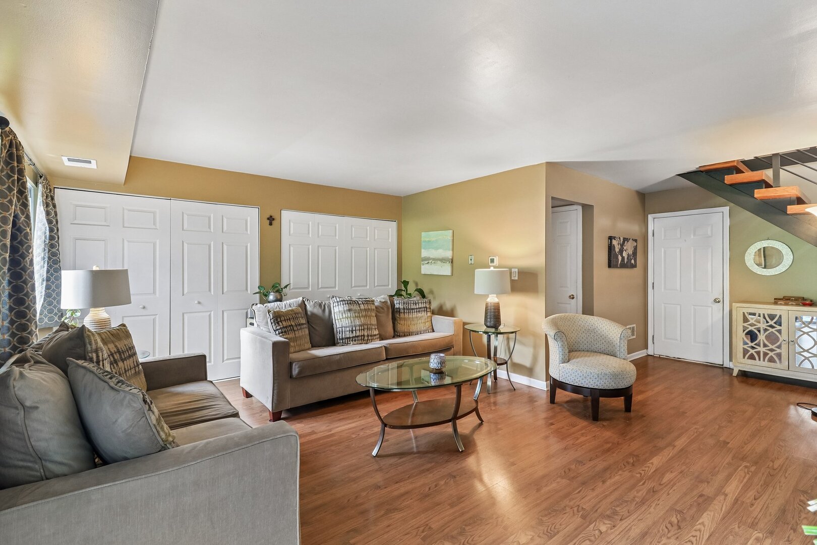 739 High Ridge Road Roselle, IL 60172 - Photo 7 of 40