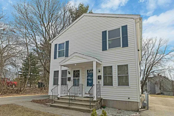 $565,000 | 479 Lake Avenue, Manchester, NH 03103