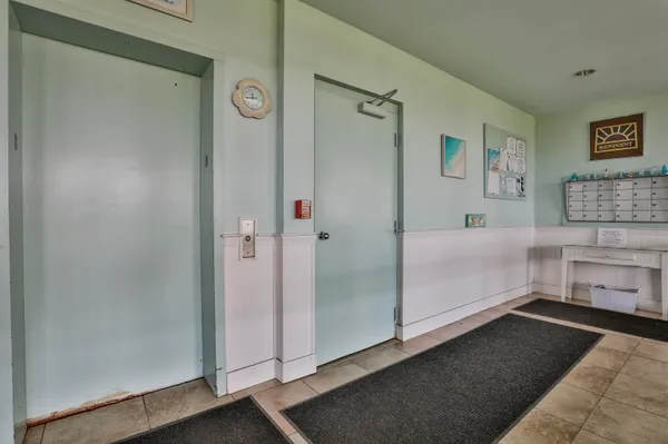 $449,000 | 567 Ocean Boulevard, Unit 107, Hampton, NH 03842