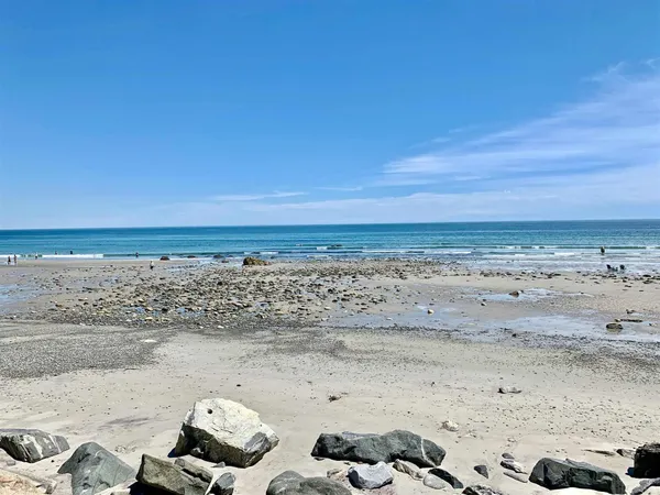 $449,000 | 567 Ocean Boulevard, Unit 107, Hampton, NH 03842