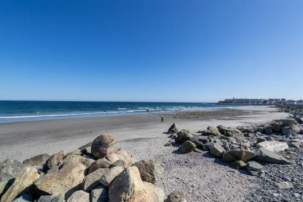 $449,000 | 567 Ocean Boulevard, Unit 107, Hampton, NH 03842