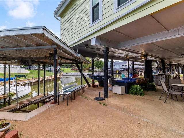 $385,000 | 676 Harbor Drive, Azle, TX 76020