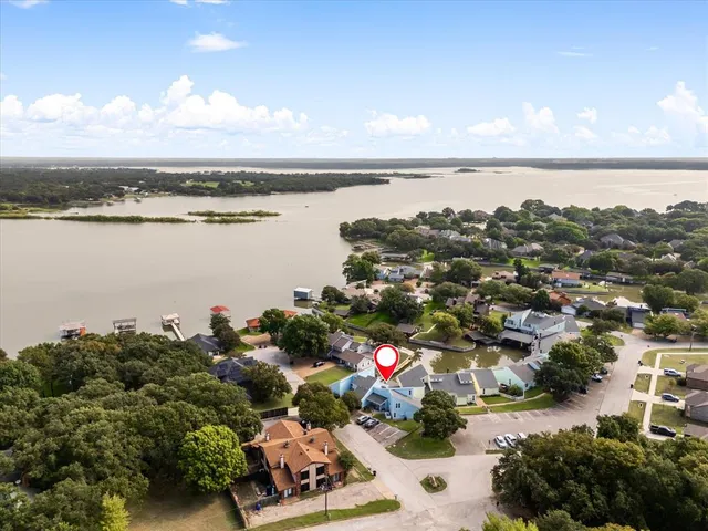 $385,000 | 676 Harbor Drive, Azle, TX 76020