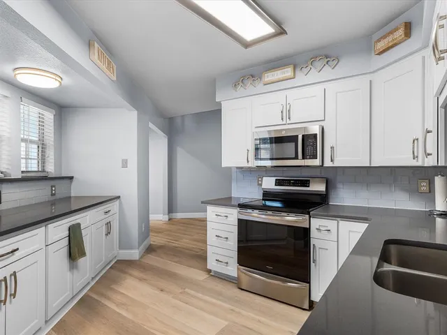 $385,000 | 676 Harbor Drive, Azle, TX 76020