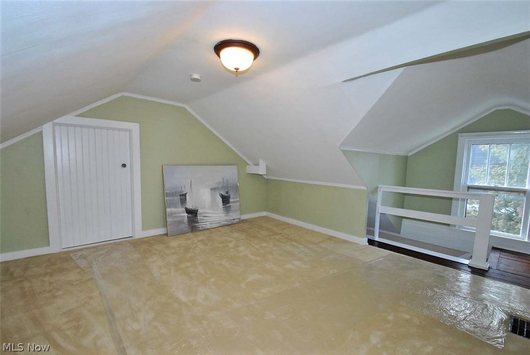 2456 Eaton Road Cleveland, OH 44118 - Photo 20 of 30 3rd bedroom/loft space/den, whatever you want to make it!