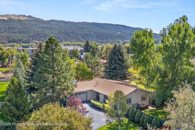 $1,690,000 | 128 Hopi, Carbondale, CO 81623