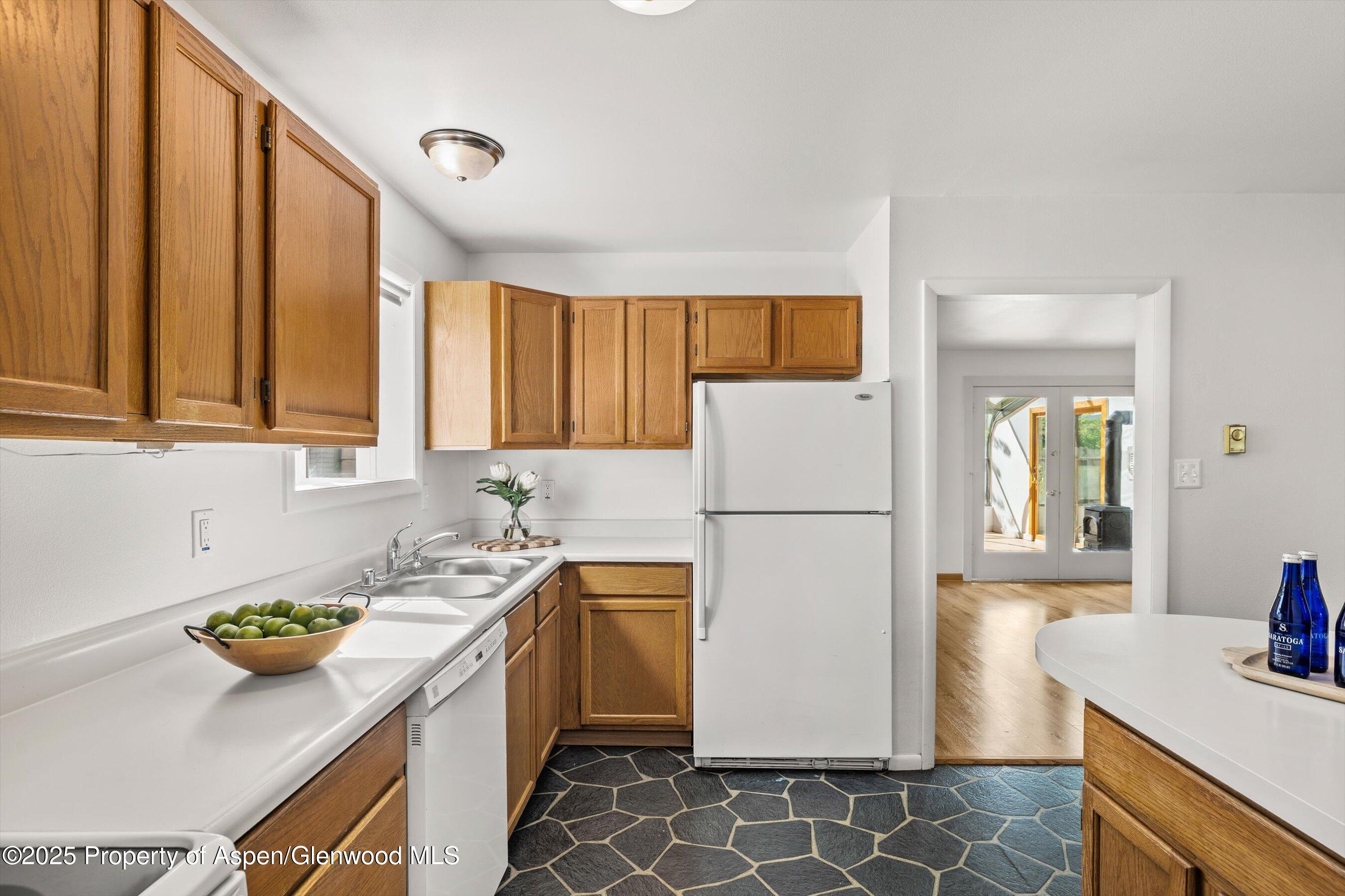 128 Hopi Carbondale, CO 81623 - Photo 20 of 43 Kitchen