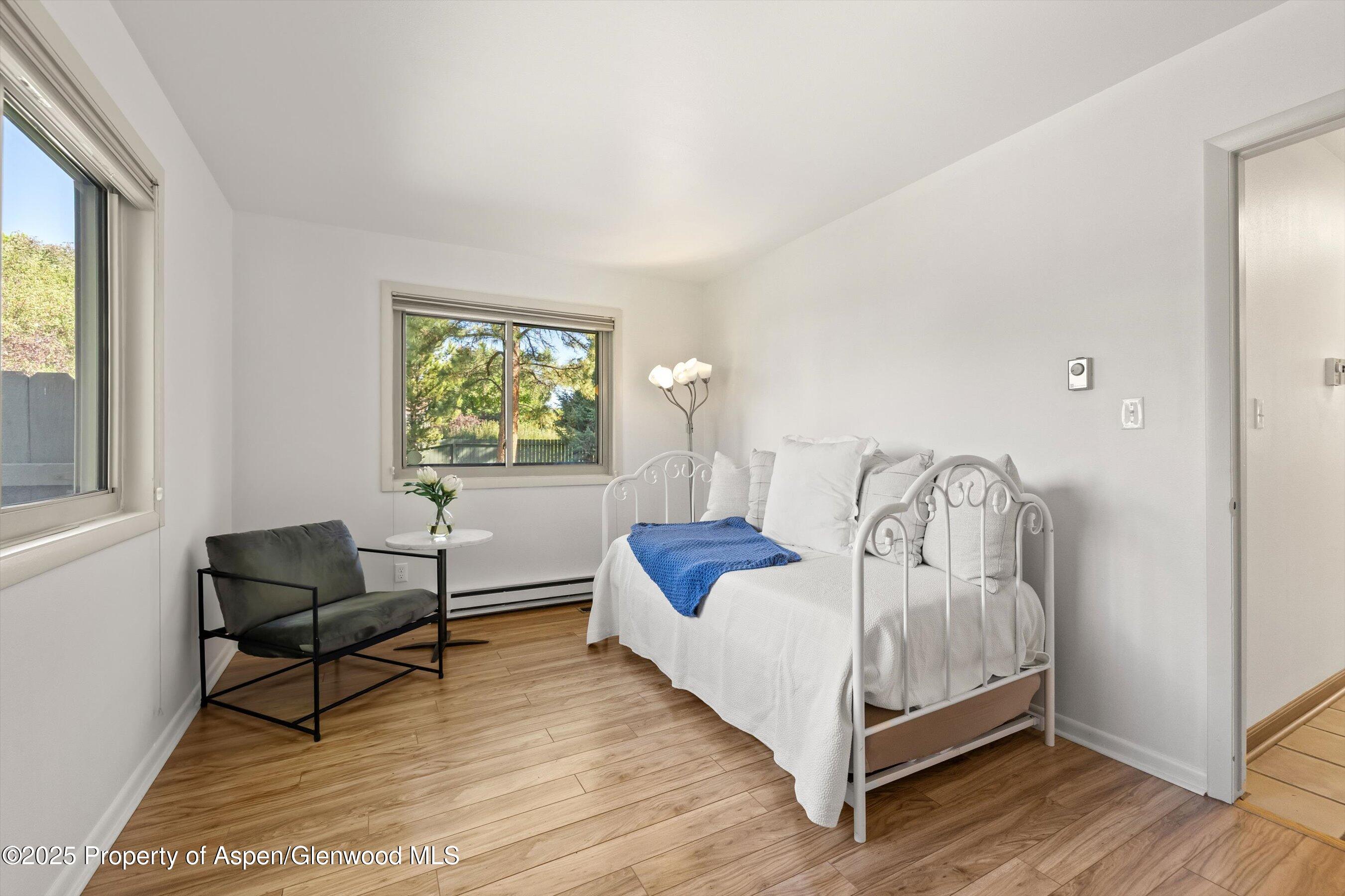 128 Hopi Carbondale, CO 81623 - Photo 26 of 43 Guest bedroom
