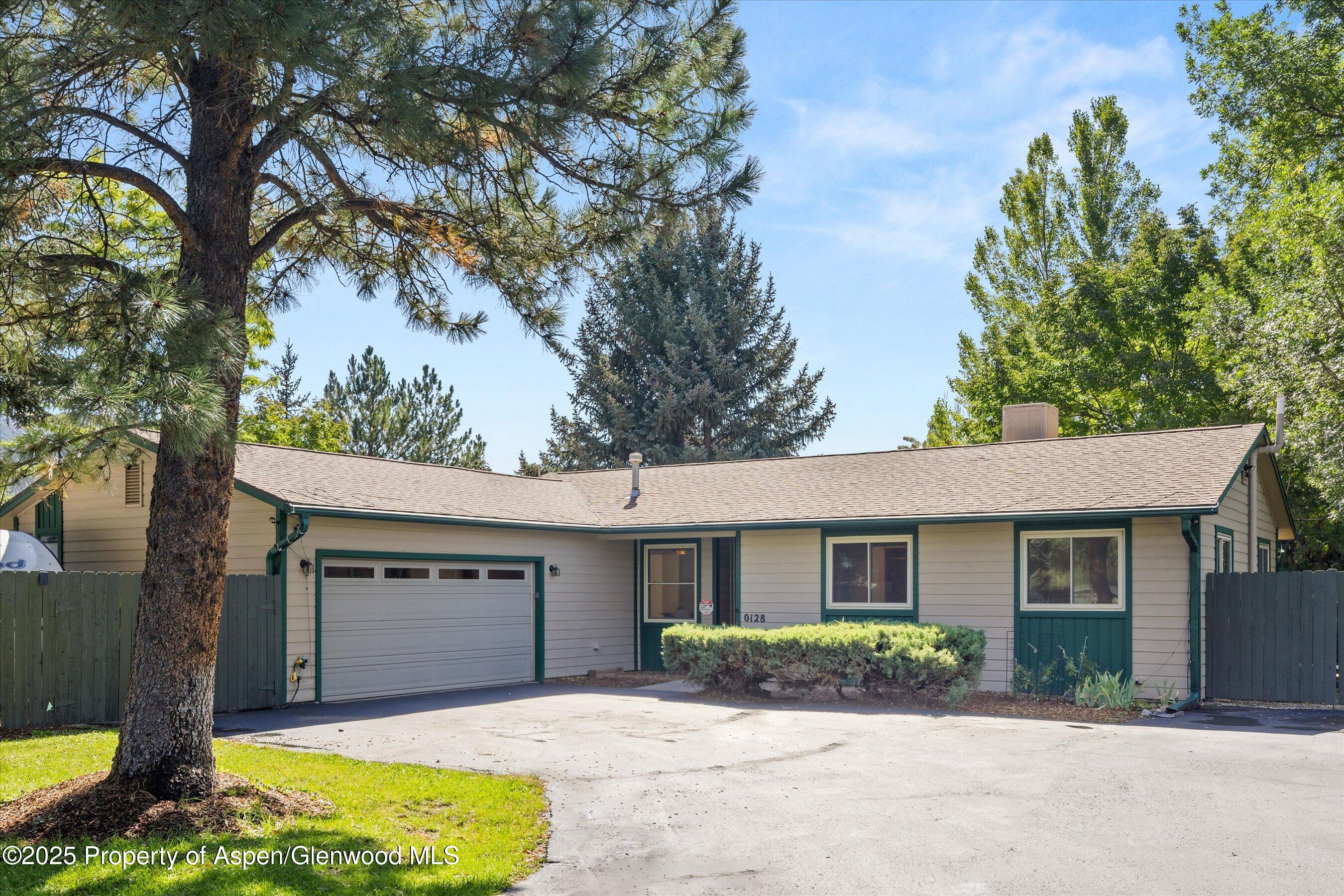128 Hopi Carbondale, CO 81623 - Photo 3 of 43 Front view of home