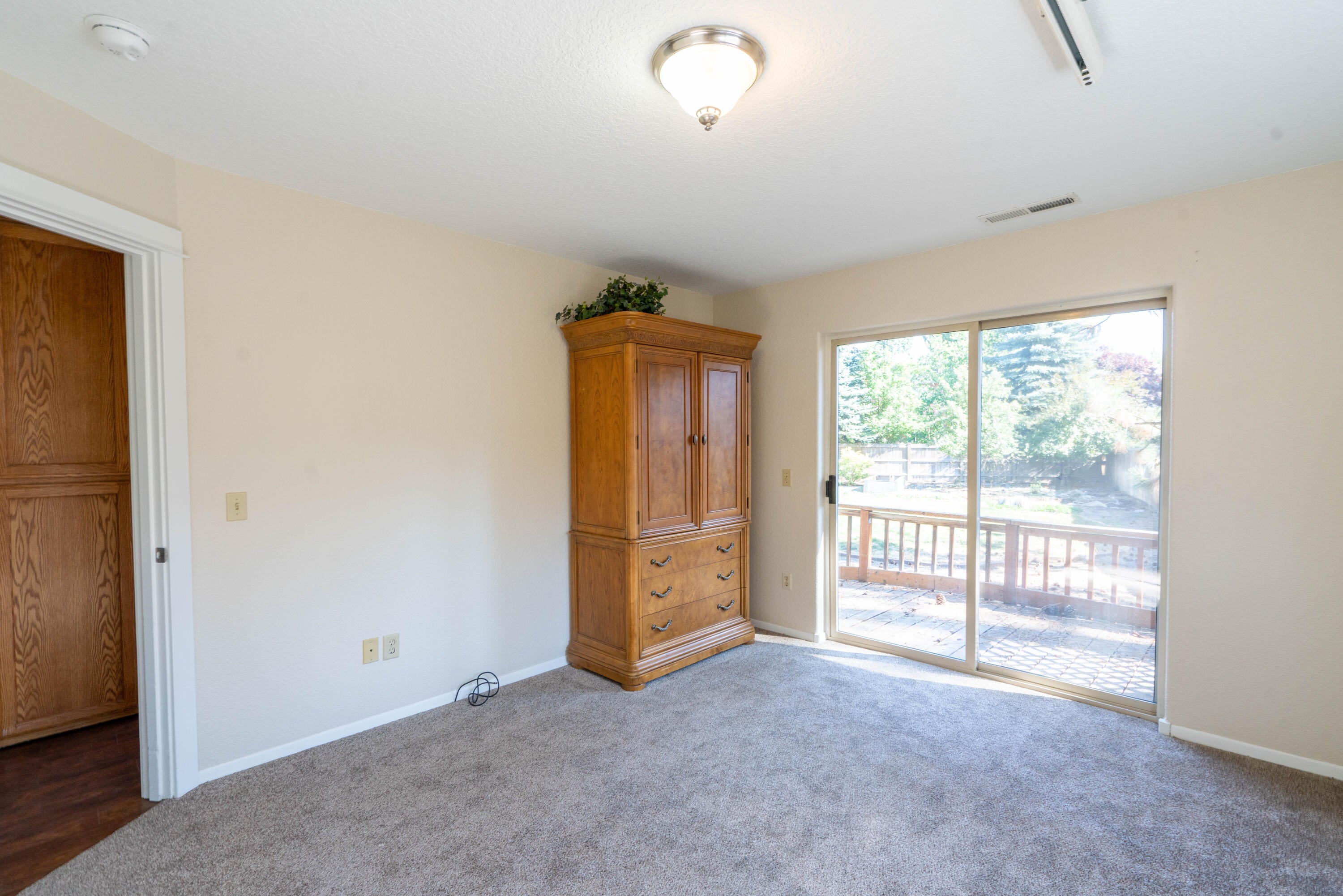 61148 Benham Road Bend, OR 97702 - Photo 21 of 48 DSC08433-HDR