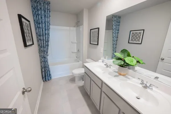 $2,188 | 4901 Stonebrooke Drive, Unit CALI, Valdosta, GA 31605