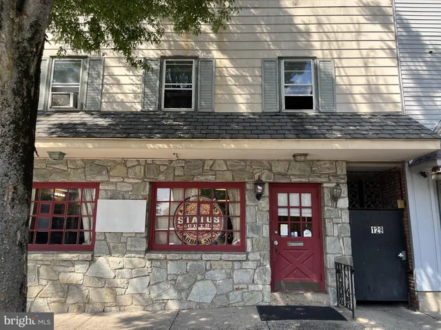 $975 | 129 East High Street, Unit C, Pottstown, PA 19464