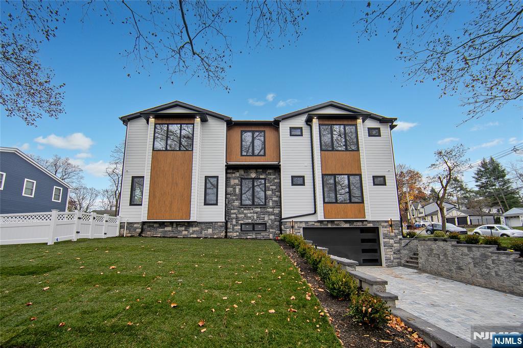 121 Circle Drive Paramus, NJ 07652 - Photo 49 of 50