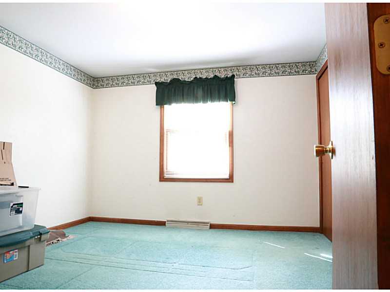 60 North Cobble Hill Road Warwick, RI 02886 - Photo 13 of 20 Bedroom.