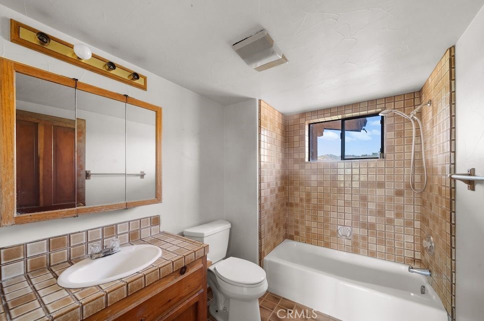 879 Stewart Canyon Road Fallbrook, CA 92028 - Photo 15 of 75