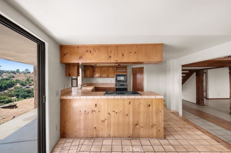 879 Stewart Canyon Road Fallbrook, CA 92028 - Photo 20 of 75