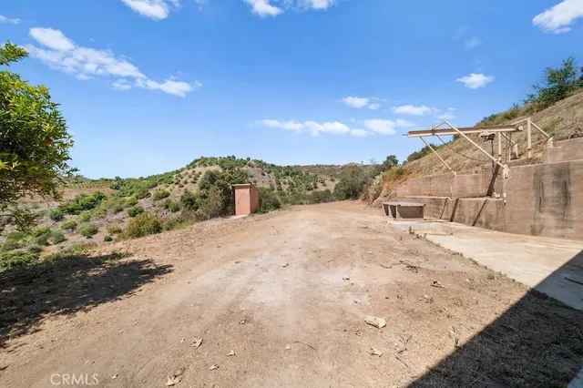 $1,249,999 | 879 Stewart Canyon Road, Fallbrook, CA 92028