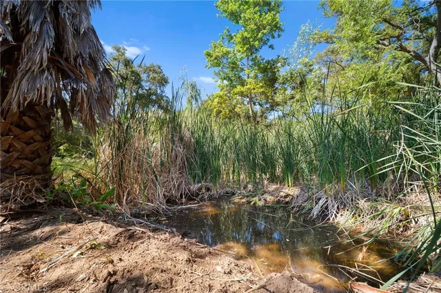 $1,249,999 | 879 Stewart Canyon Road, Fallbrook, CA 92028