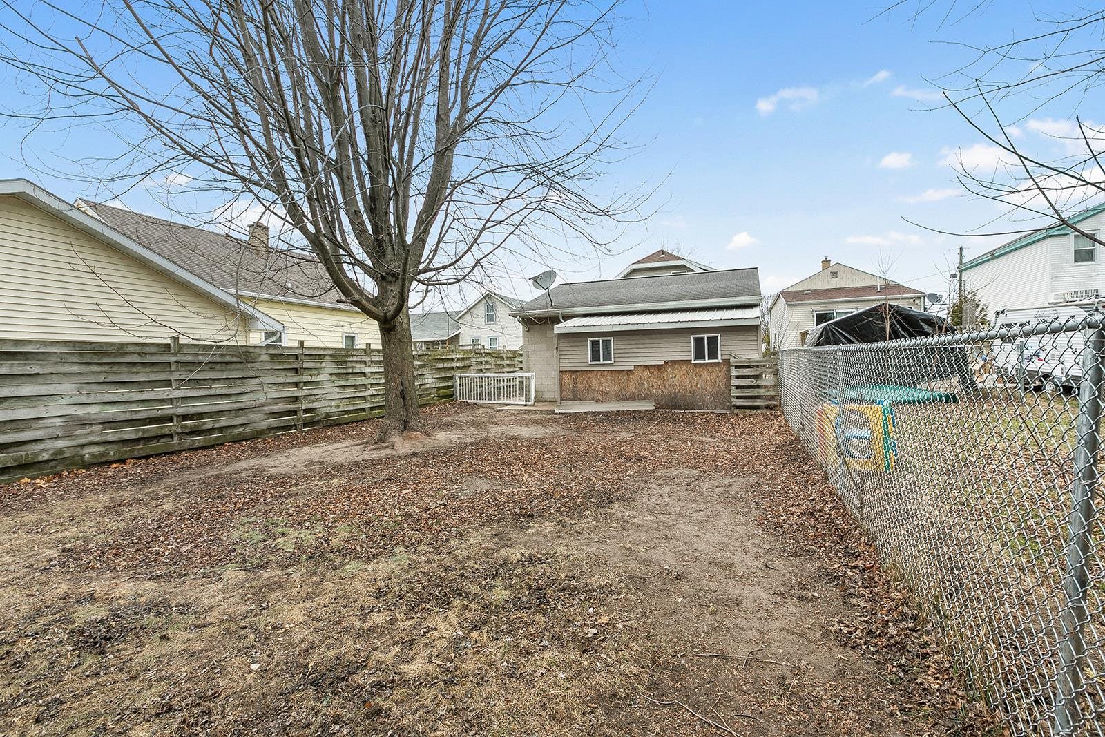 1719 21st Street Two Rivers, WI 54241 - Photo 31 of 35