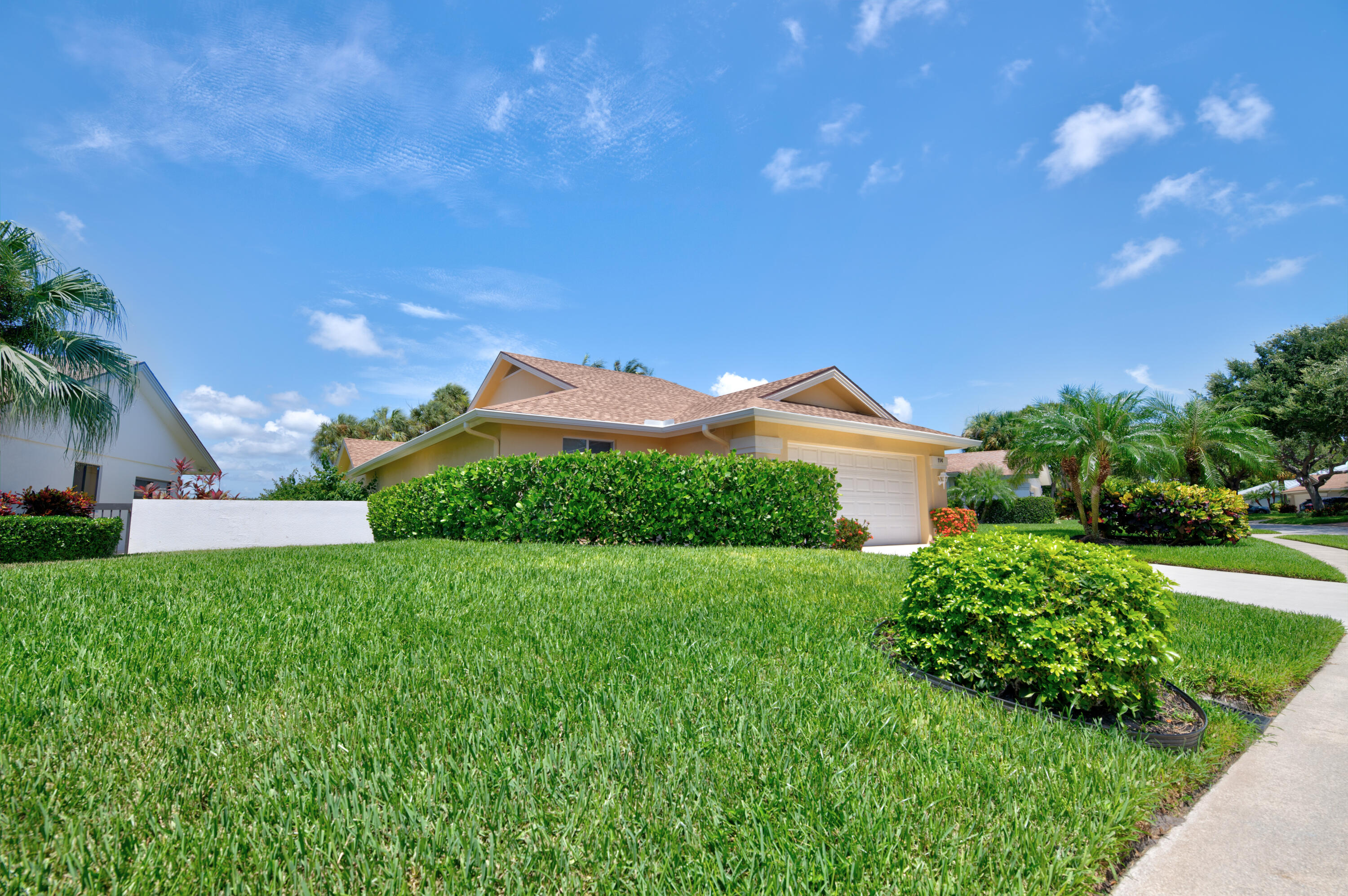 114 Beach Summit Court Jupiter, FL 33477 - Photo 7 of 97 02 Ext Front