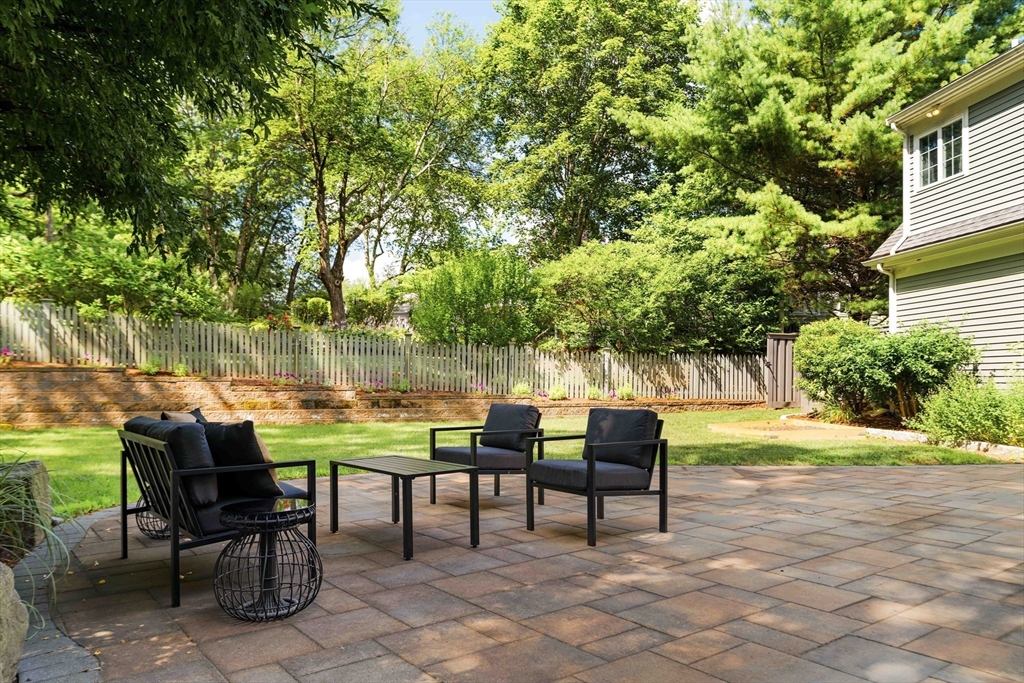 93 Adams Street Lexington, MA 02420 - Photo 7 of 10