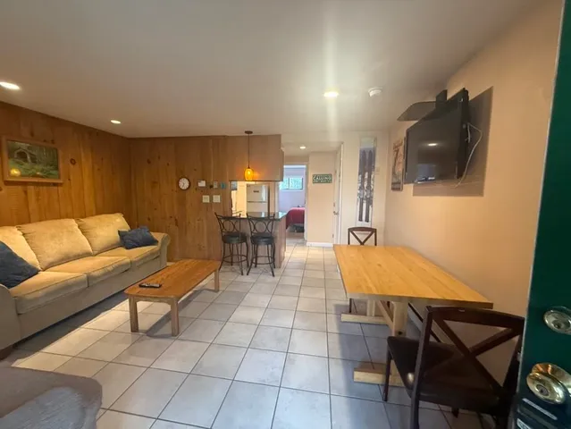 $1,550 | 6 Windsor Hill Way, Waterville Valley, NH 03215