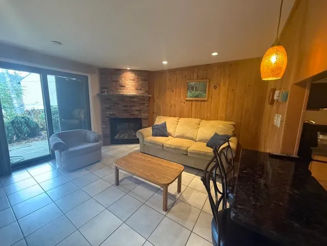 $1,550 | 6 Windsor Hill Way, Waterville Valley, NH 03215