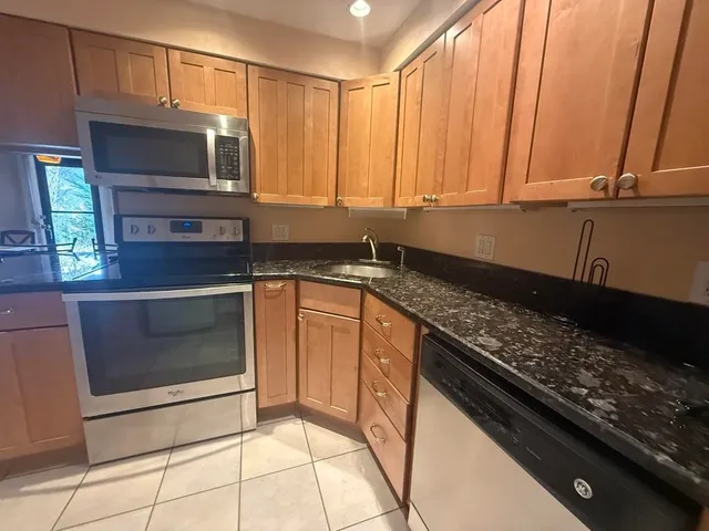 $1,550 | 6 Windsor Hill Way, Waterville Valley, NH 03215