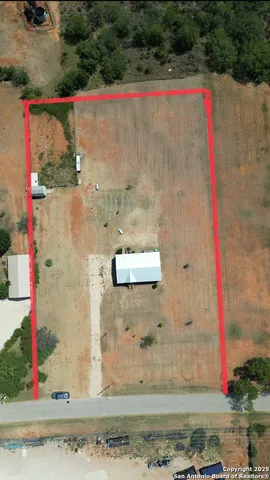 $211,000 | 505 Lagunillas Avenue, Charlotte, TX 78011