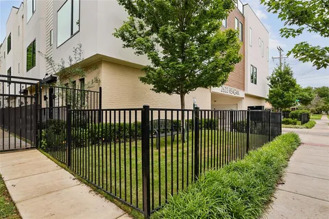 $749,000 | 2633 Reagan Street, Unit 105, Dallas, TX 75219