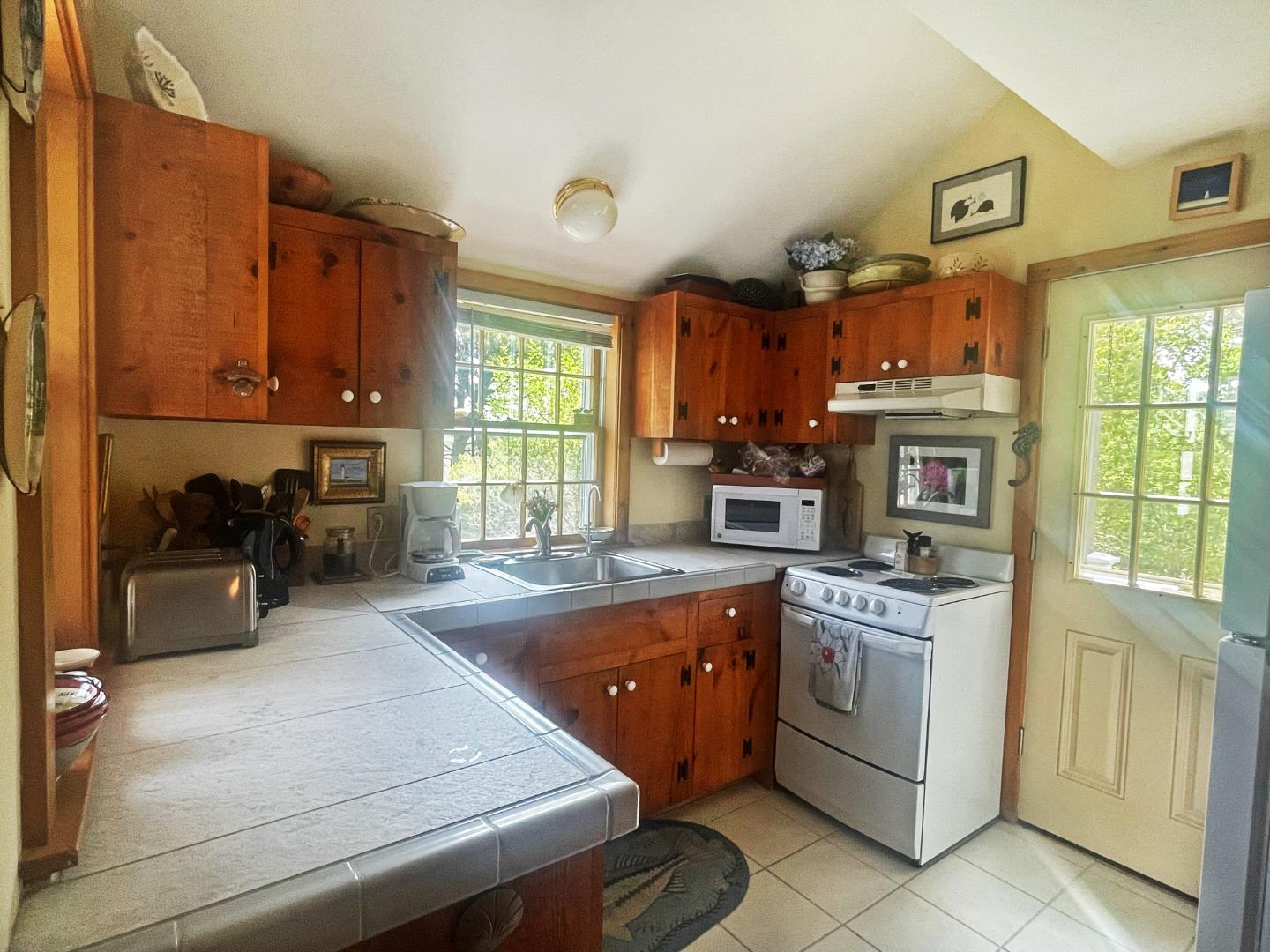 9 Ridge Lane Nantucket, MA 02554 - Photo 5 of 14 Gallery Image 5