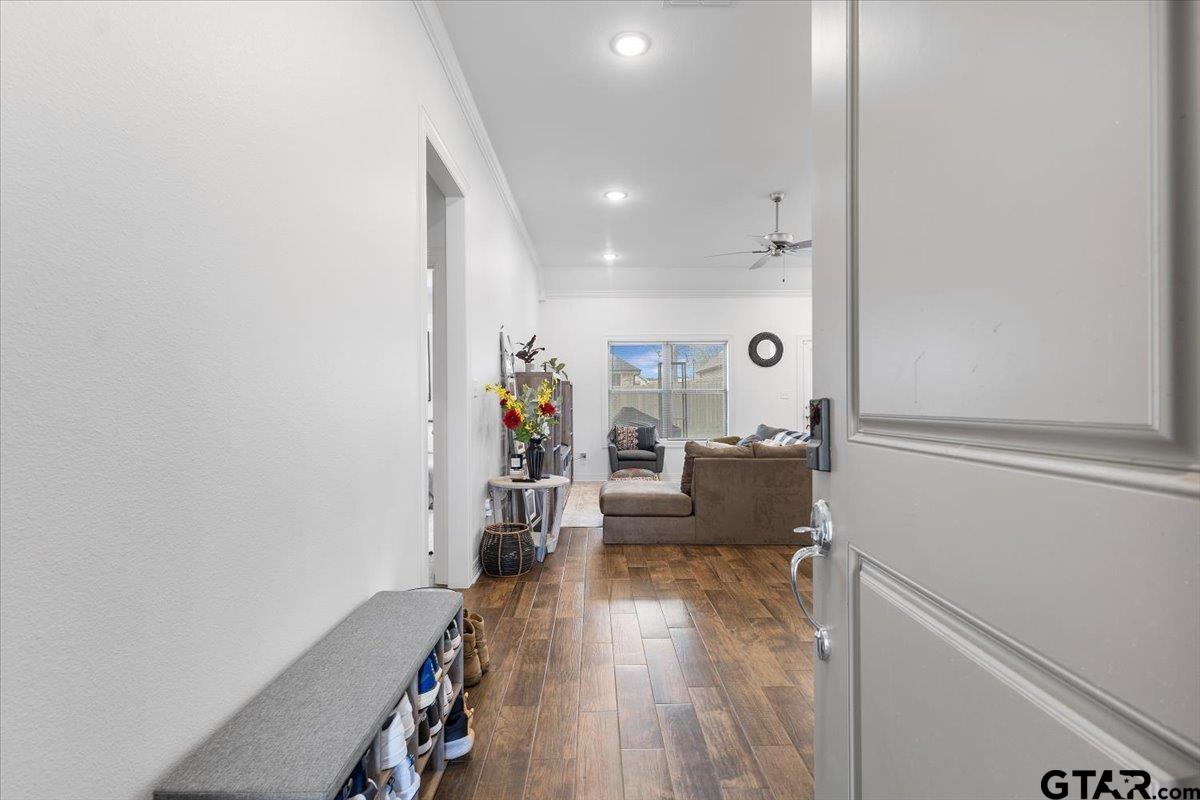 114 Rose Row Lane Winona, TX 75792 - Photo 5 of 32