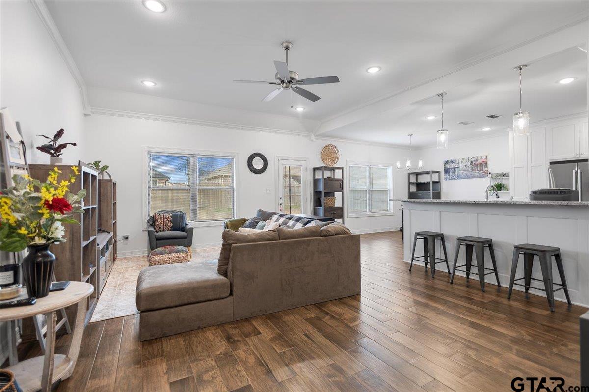 114 Rose Row Lane Winona, TX 75792 - Photo 9 of 32