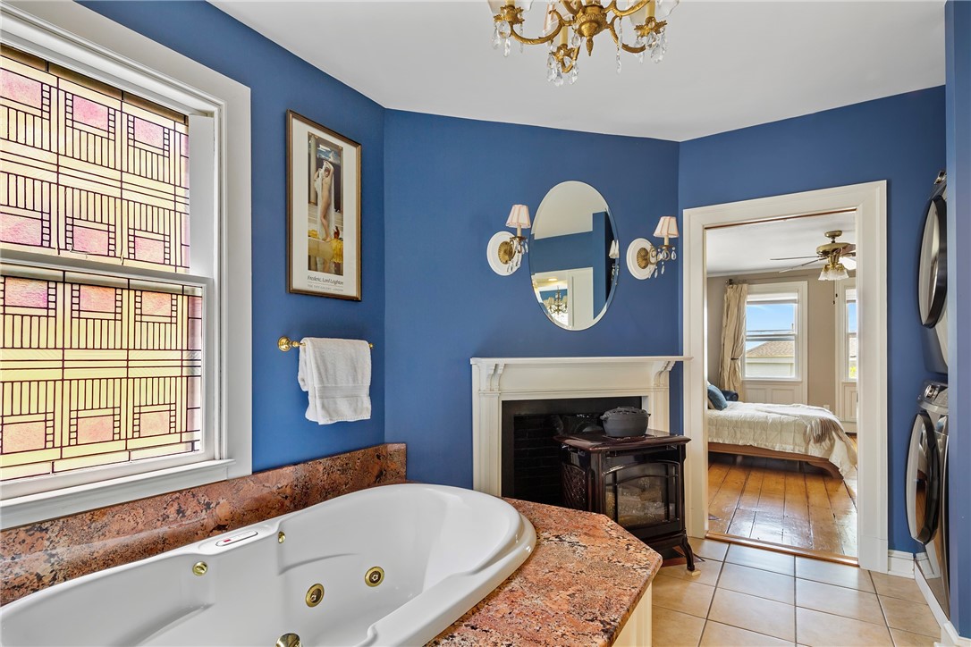 60 Division Street Newport, RI 02840 - Photo 20 of 44