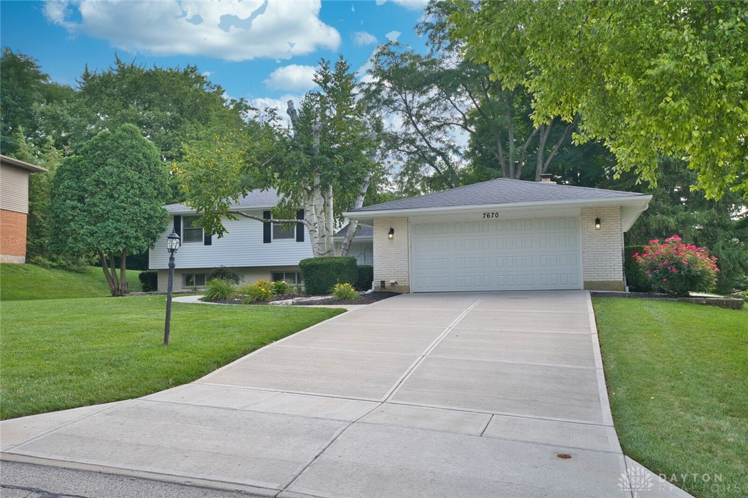 7670 Bigger Road Centerville, OH 45459 - Photo 2 of 41