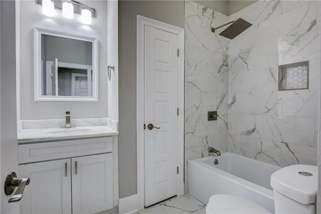 $549,900 | 185 Villere Drive, Destrehan, LA 70047