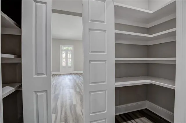 $549,900 | 185 Villere Drive, Destrehan, LA 70047