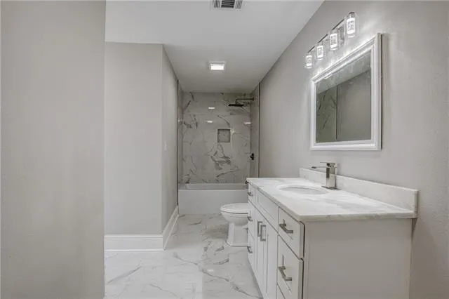 $549,900 | 185 Villere Drive, Destrehan, LA 70047