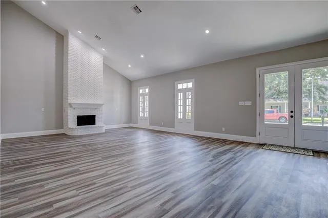 $549,900 | 185 Villere Drive, Destrehan, LA 70047