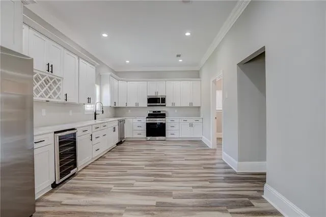 $549,900 | 185 Villere Drive, Destrehan, LA 70047