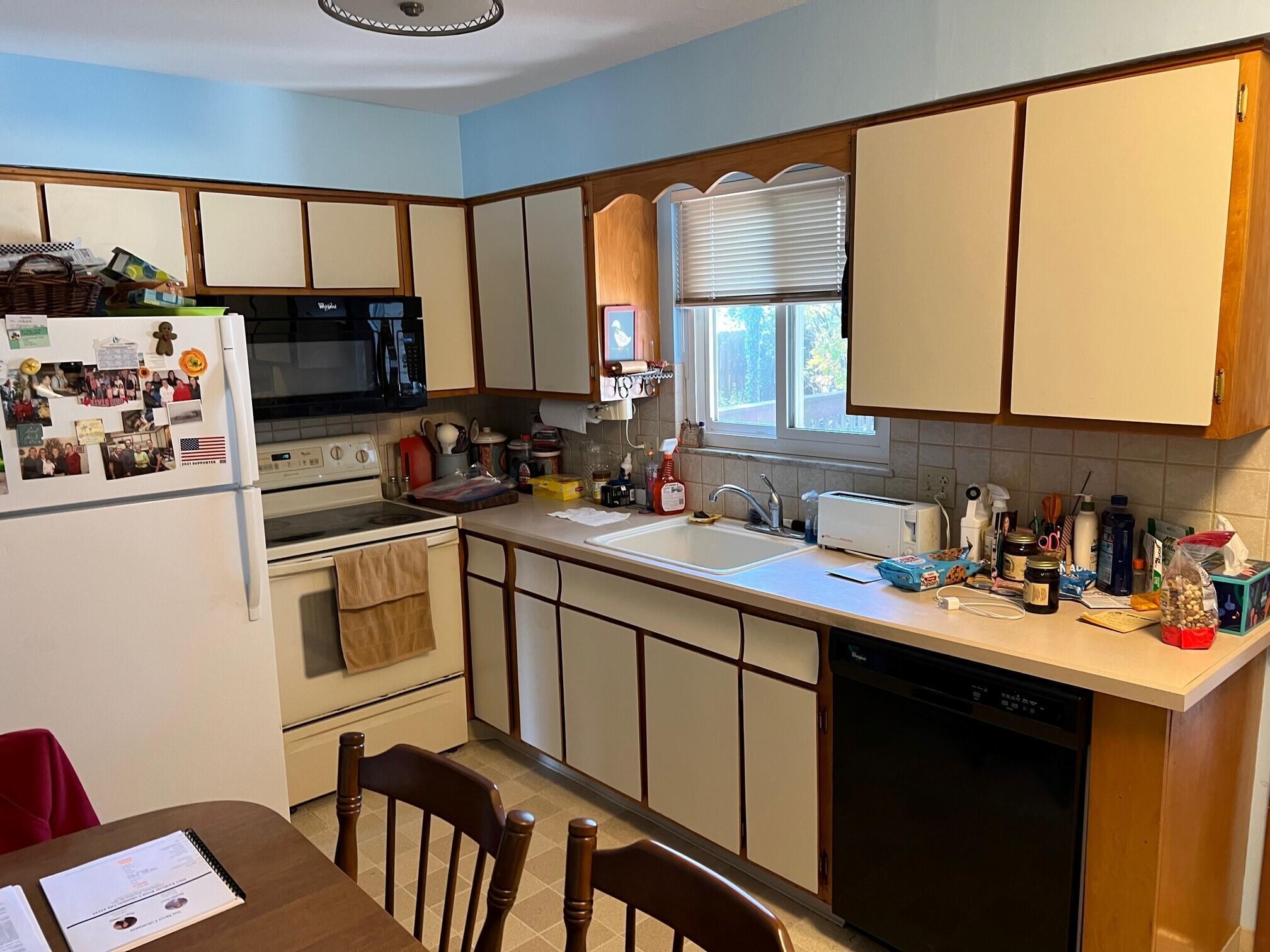 5967 Endicott Road Columbus, OH 43229 - Photo 7 of 20 5967 kit