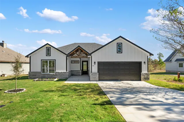 $399,990 | 111 Kukui Court, Bastrop, TX 78602