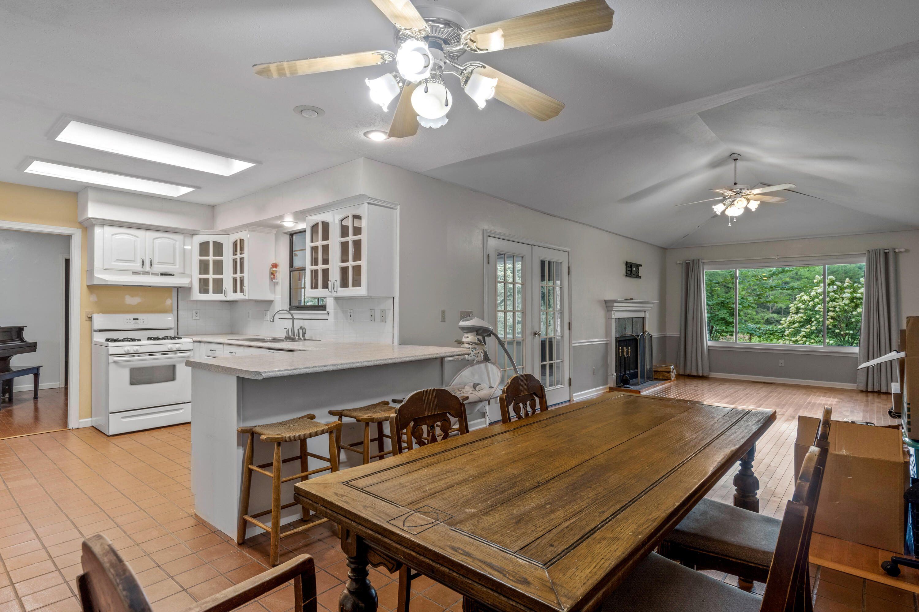1824 Jackson Point Road Sewanee, TN 37375 - Photo 15 of 51 Jackson-17