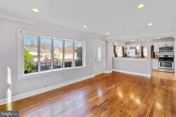 $335,000 | 410 70th Street, Capitol Heights, MD 20743