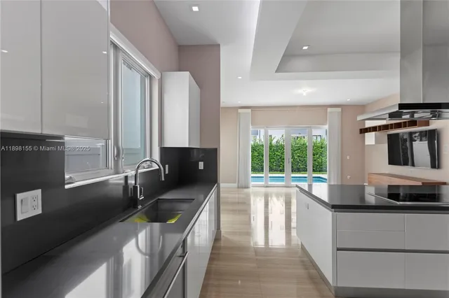 $9,500 | 8415 Northwest 34th Street, Doral, FL 33122