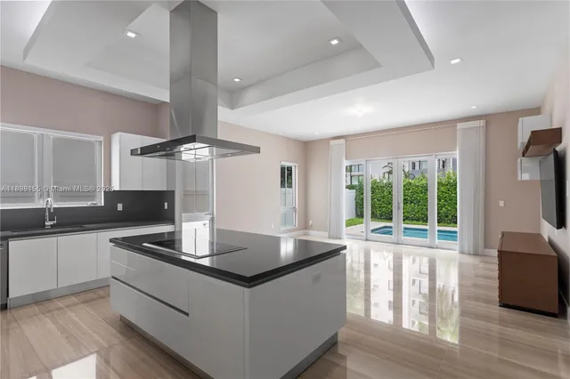 $9,500 | 8415 Northwest 34th Street, Doral, FL 33122