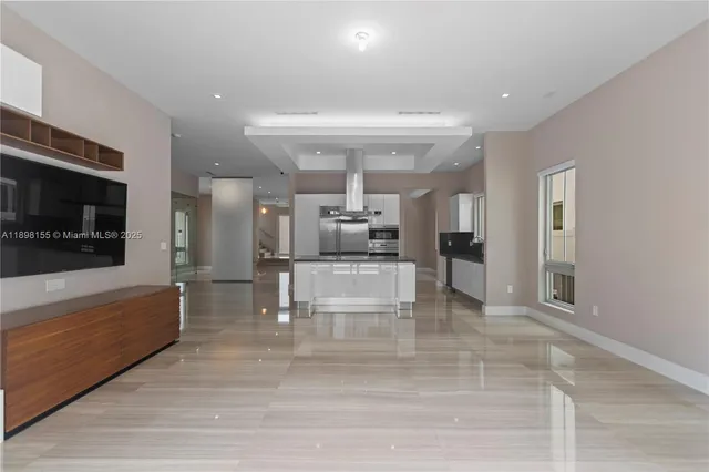 $9,500 | 8415 Northwest 34th Street, Doral, FL 33122