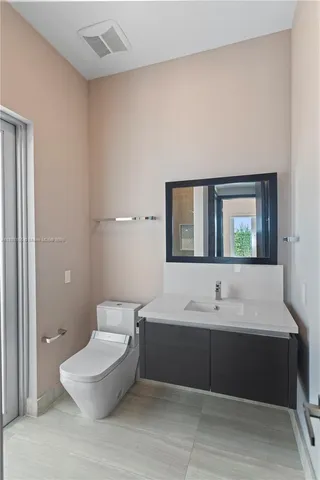 $9,500 | 8415 Northwest 34th Street, Doral, FL 33122