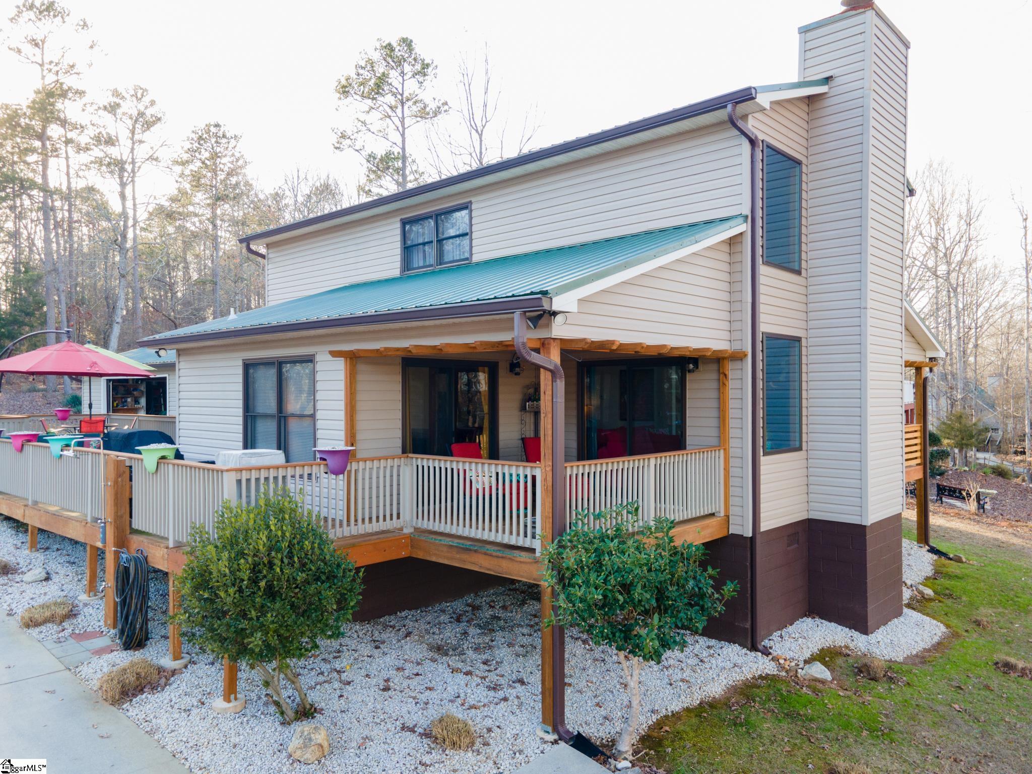 216 Riverlake Road Fair Play, SC 29643 - Photo 1 of 36 Gallery Image 1